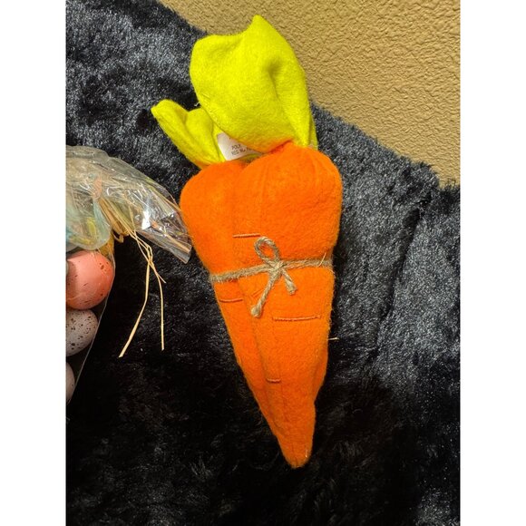 Decorative Speckled Easter Eggs & Plush Carrots Spring Decor - Picture 4 of 8